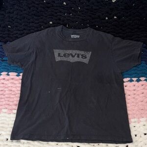Levi's Charcoal Graphic Tee